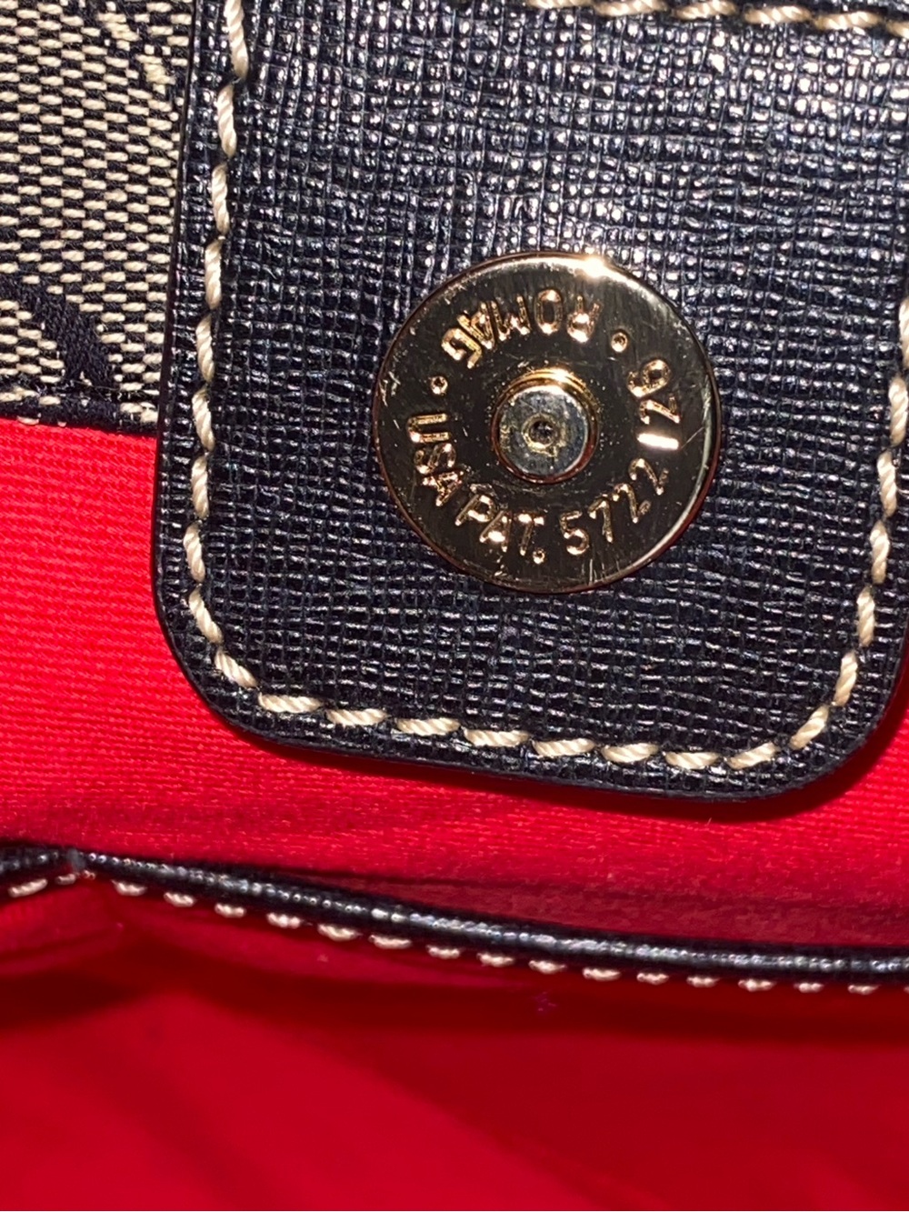 NWOT Dooney & Bourke Signature Monogram Tote Beige/Black Jacquard w/ Red Lining - Picture 15 of 16